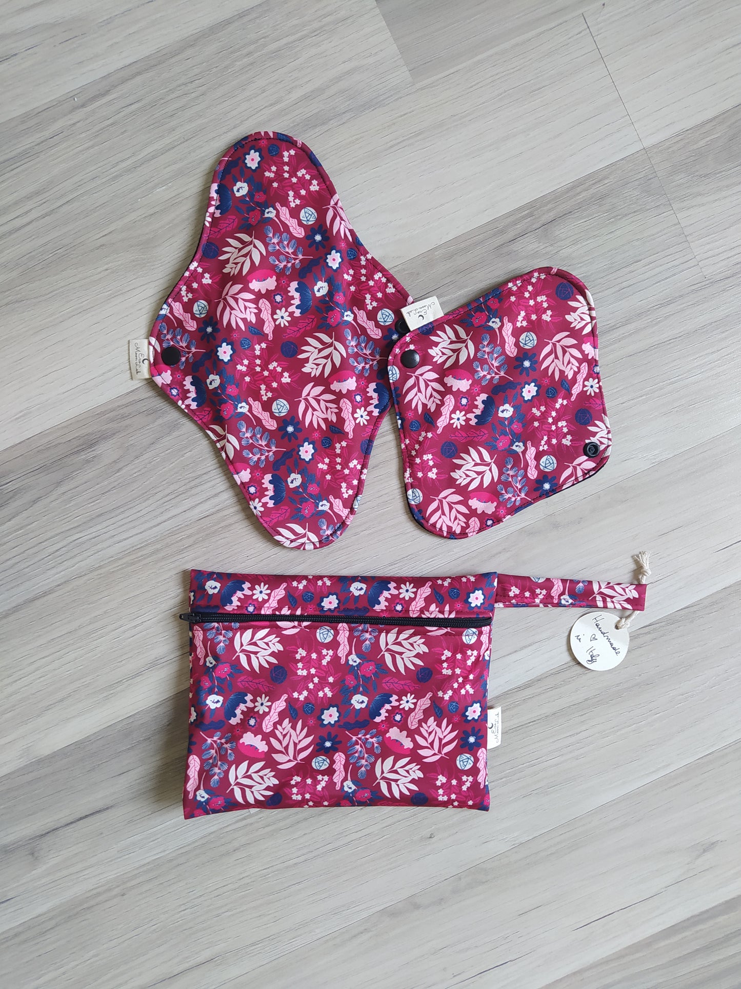 Piccola WetBag da borsetta per slip mestruali o assorbenti lavabili in PUL WATERPROOF tanti colori disponibili