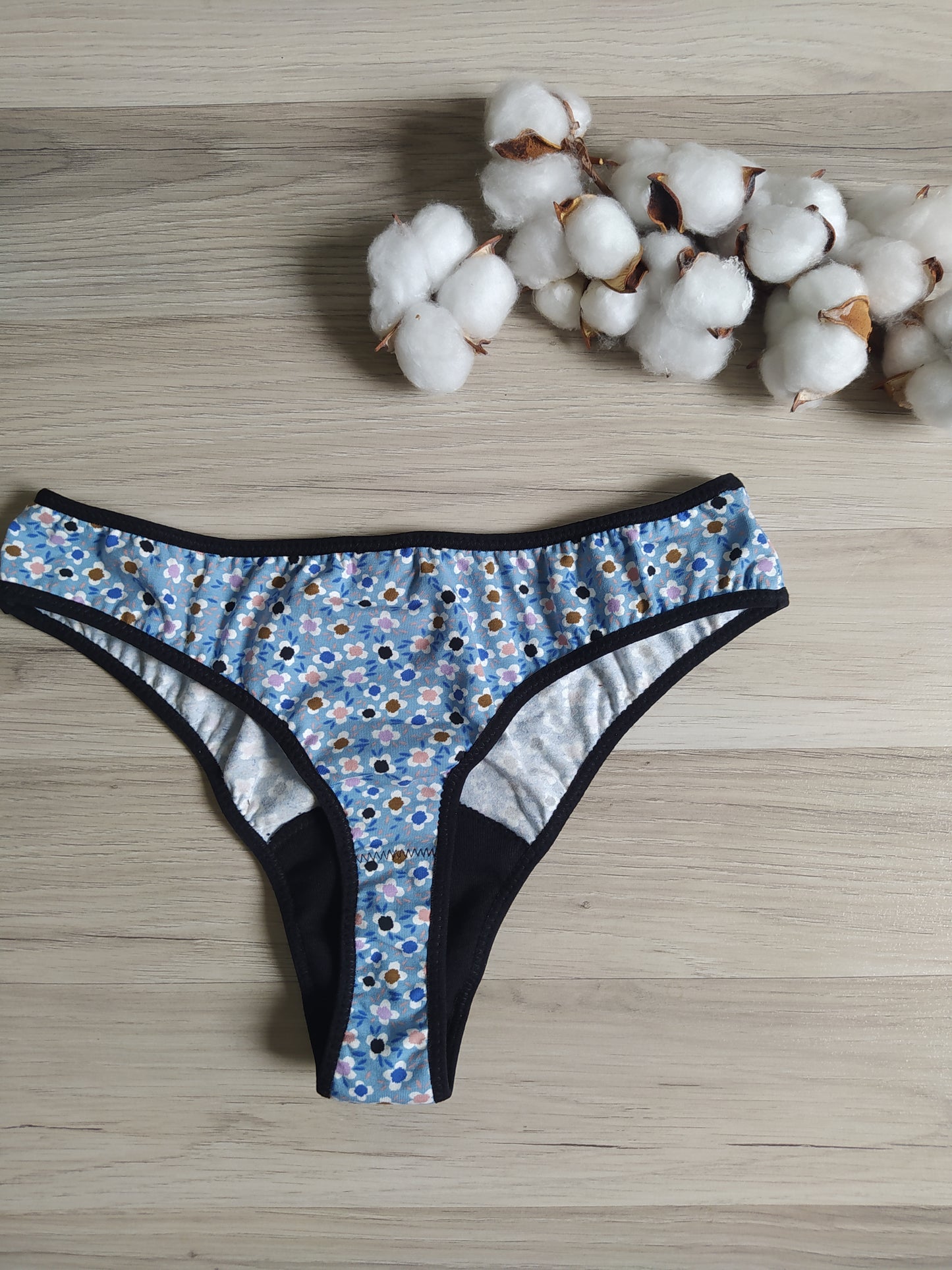 Tanga Mestruale