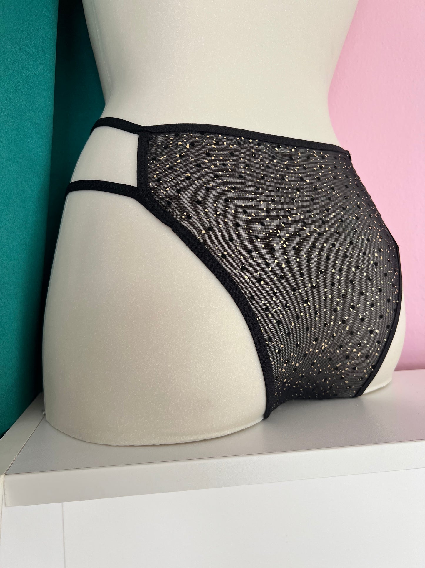 Slip artigianale in Tulle Lamé Gold