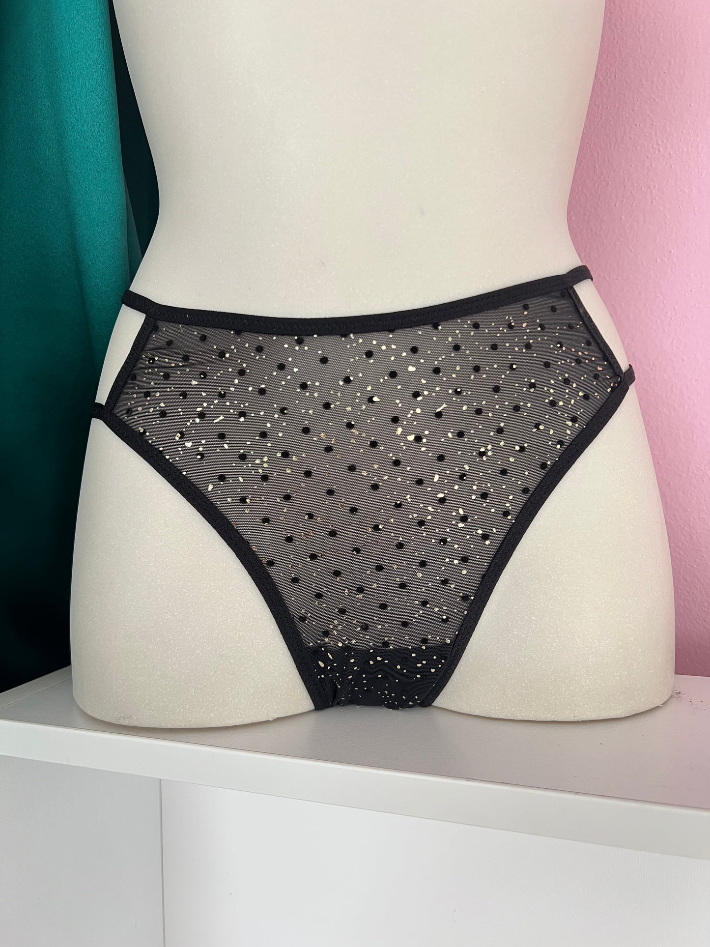 Slip artigianale in Tulle Lamé Gold