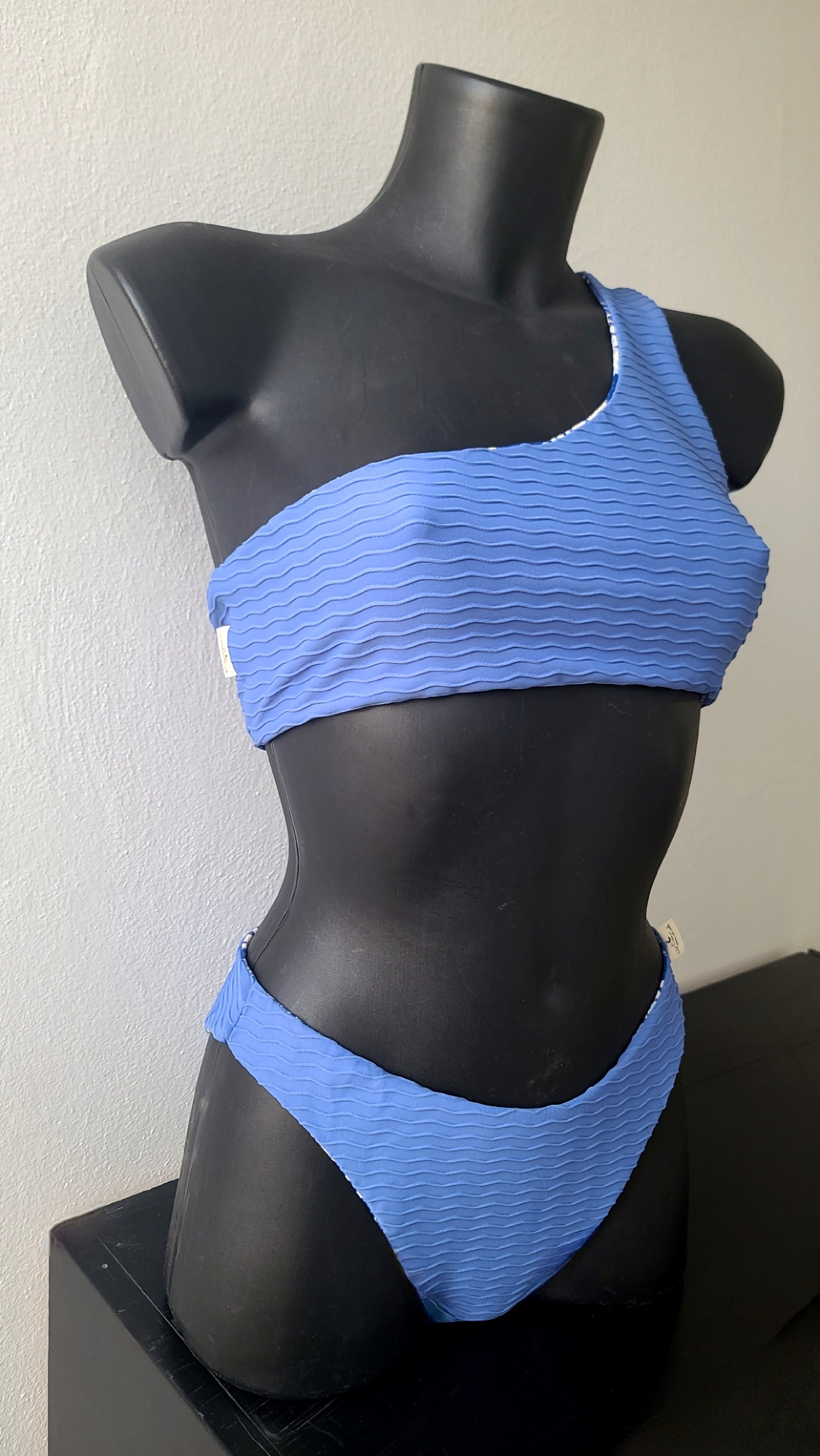 Costume Monospalla Artigianale Reversibile – Lycra Riciclata